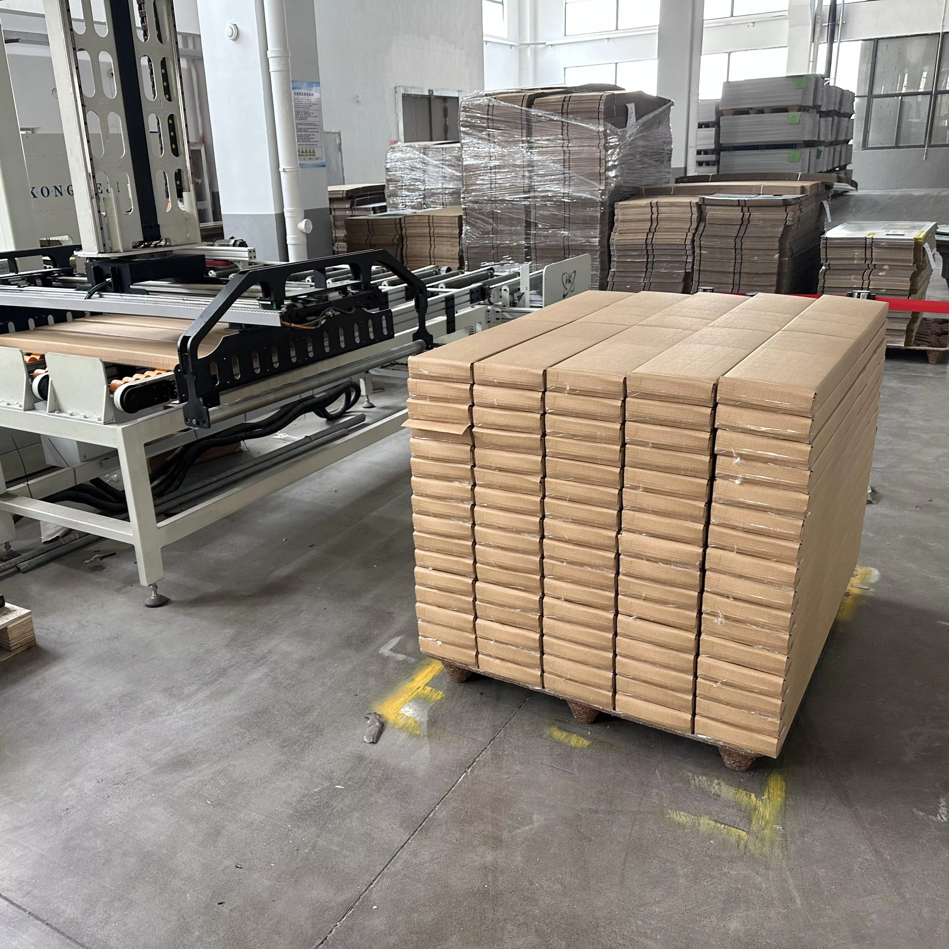 SPC flooring carton packaging